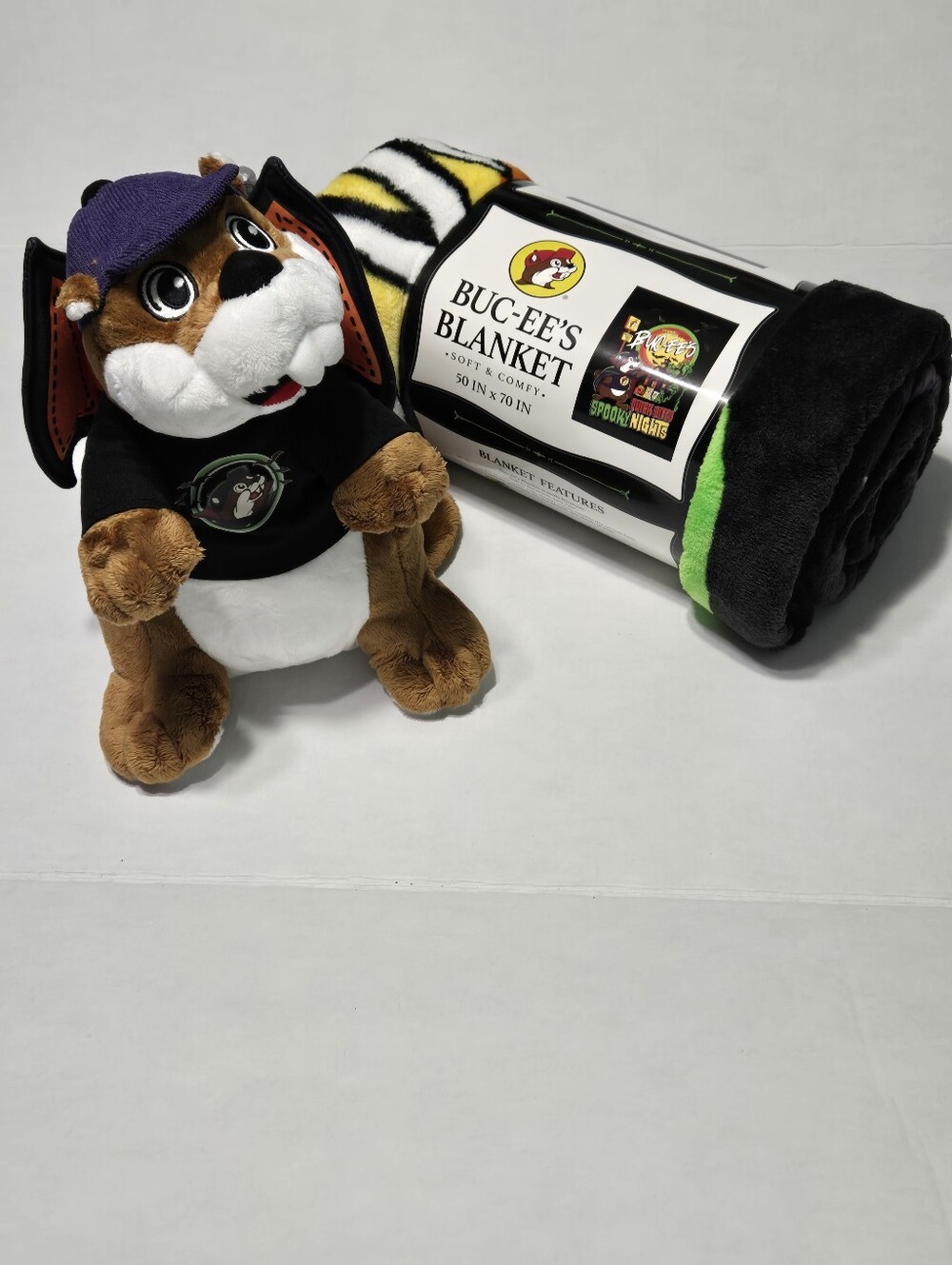 Set of 2 BUC-EES Halloween Plush Bucee Beaver and BOOC-EE'S Throw Blanket NEW